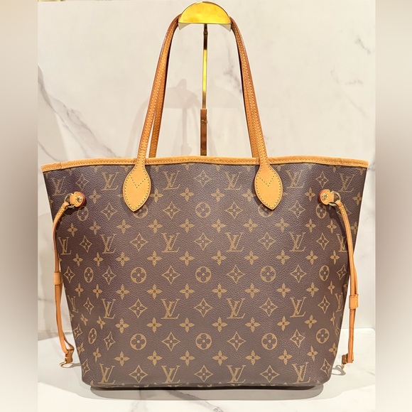 Louis Vuitton Neverfull MM - Picture 1 of 16